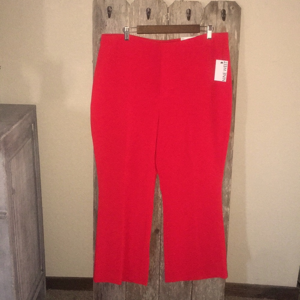 Women’s Pants
